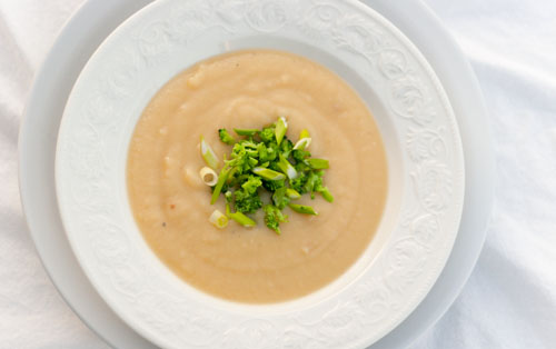 Irish potato soup with roasted garlic, steamed broccoli, and green onions for saint patrick's day or any day #soup #SaintPatricksDay #holiday #potato Life Currents https://lifecurrentsblog.com