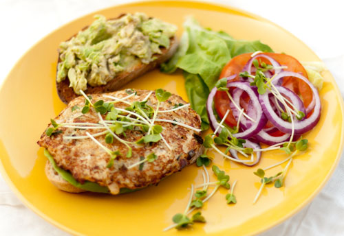 Crab Cake Sandwiches: I was going to make a nice simple crab salad, but for one reason or another, it just didn’t quite work out. So, I had a few ingredients left from the salad and decided to combine them in a different manner. Crab cakes are so iconic that I thought I’d try making them. Hmm, and I had some lettuce and tomatoes, and well, I had purchased a beautiful loaf of sourdough bread. It all just seems to say, “make crab cake sandwiches.” #seafood #shellfish #sustainable
