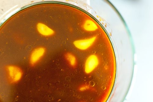 As I strolled the aisles of my international food store the other day, I saw jars of marinated garlic. Inspiration struck! Here are the two versions I came up with... Herb & Spice Marinated Garlic and Japanese-style Soy-Miso Marinated Garlic.