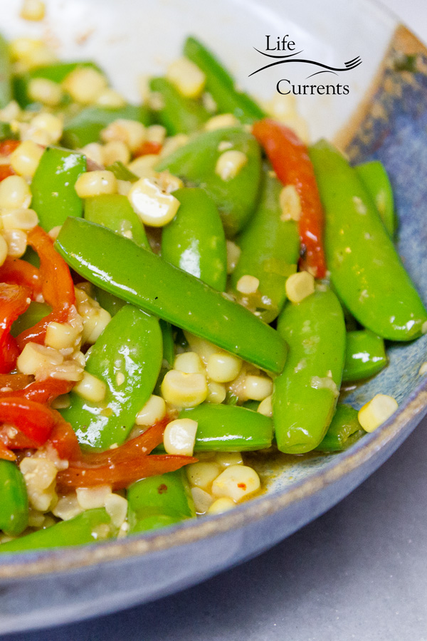 Fresh Snap Pea and Corn Saut&eacute; 