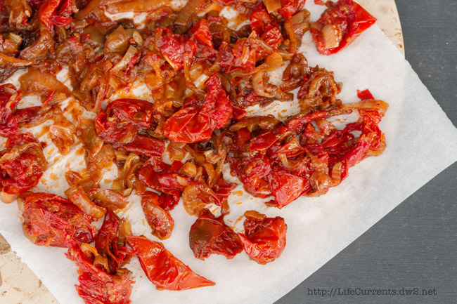 Balsamic Tomatoes with Onions #oven #roasted sun-dried tomatoes #balsamic #onions #vegan #vegetarian 