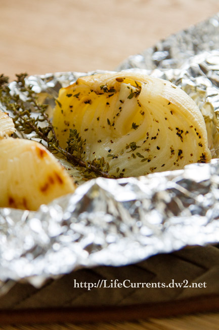 Foil Roasted Caramelized Onions | Life Currents 
