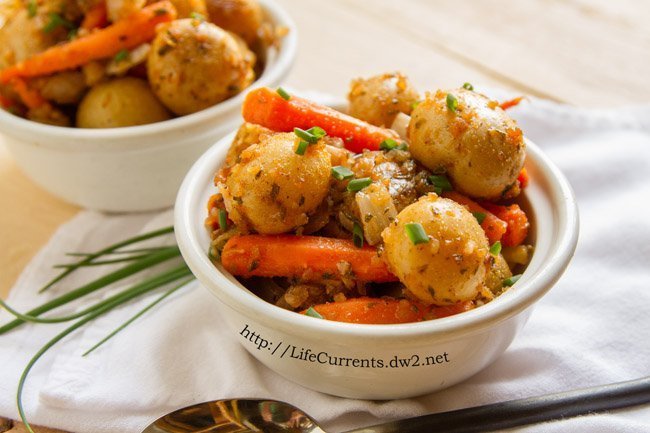 Italian Apricot Stew by Life Currents, a Childhood Favorites Remade https://lifecurrentsblog.com