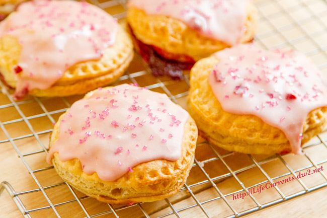 Pink Pop Tarts are a fun Tailgating breakfast option, and easy to make with just 2 ingredients (plus the icing). 