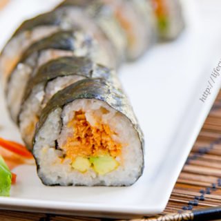 Island Trollers Spicy Tuna Roll - make your own sushi at home for Tailgating Snacks Month and see how awesome this appetizer is! https://lifecurrentsblog.com