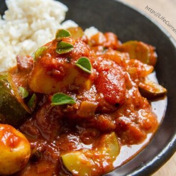Provencal Veggie Stew is full of flavor. It's perfect comfort food. It's rich and thick, with just the right balance of savory flavors with a little hint of sweetness. It's like a warm hug on a cold day! Life Currents http://lifecurrentsblog.com