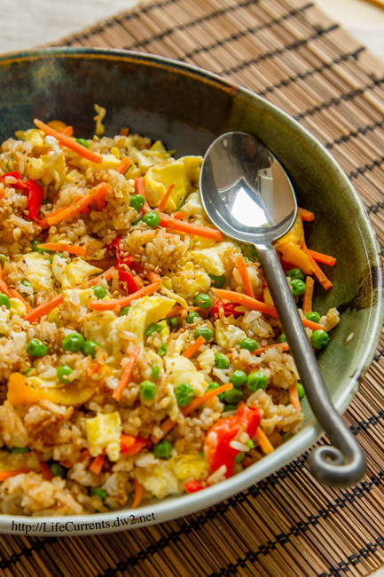 One of our favorite quick meals with lots of veggies! Fried Rice comes together really quickly and is delicious! By Life Currents https://lifecurrentsblog.com