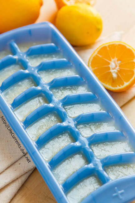 How to Freeze and Save Lemons by Life Currents. A super easy way to have fresh lemon juice all the time! https://lifecurrentsblog.com How to Freeze and Save Lemons by Life Currents. A super easy way to have fresh lemon juice all the time!