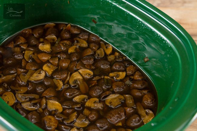 Crock Pot {or Slow Cooker} Mushroom Asada or Hongos Asada in Spanish are vegan, vegetarian, gluten-free, and perfect for Cinco de Mayo or any Taco Tuesday!