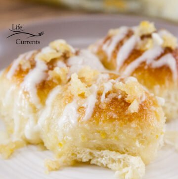 Lemon Pull-Apart Rolls Recipe These lemon rolls are the bomb!