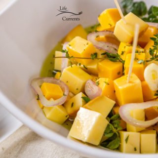 Marinated Cheese and Herbs Appetizer Recipe - easy and super delicious serve with crackers