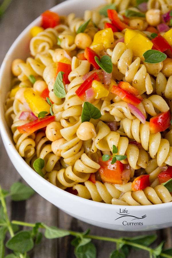 This Balsamic Dressing Pasta Salad is a classic easy to make vegan pasta salad. 