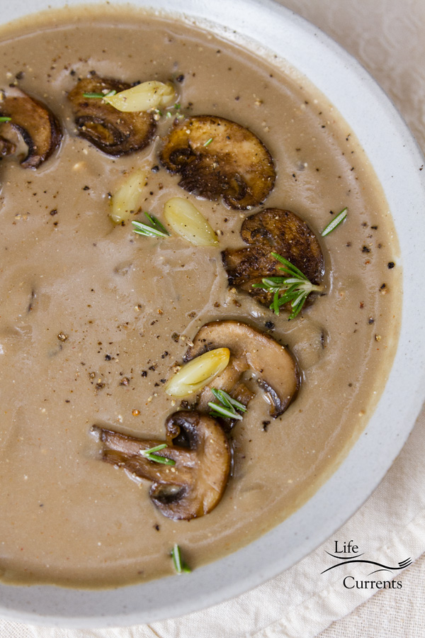 Roasted Garlic Mushroom Soup creamy, vegetarian, delicious soup 