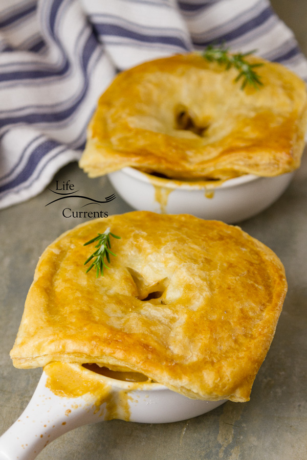 Sausage and Potato Pot Pie &ndash; hearty sausage and potato stew with in creamy delicious gravy all covered in flakey puff pastry. What could be better! #comfortfood