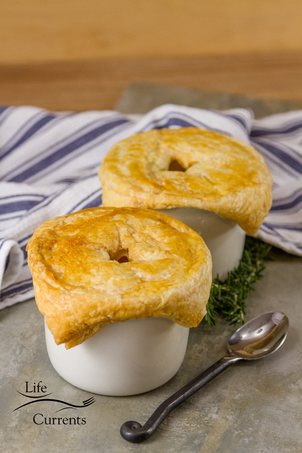 Sausage Pot Pie &ndash; delicious individual pot pies - easy to make stew filling topped with flaky puff pasty 