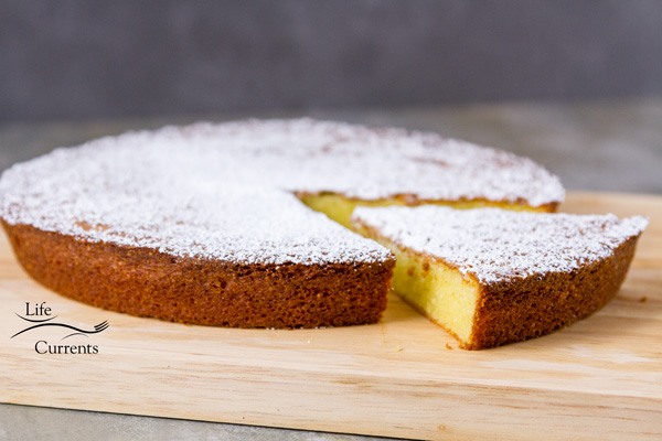 Almond Cake {with a gluten-free option} And this can easily be made into a gluten free cake recipe. 