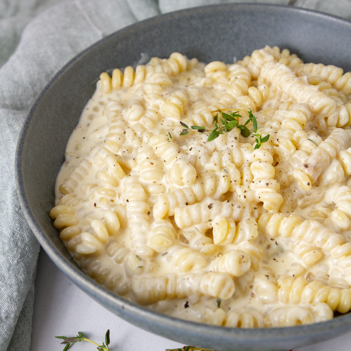Garlic Parmesan Sauce - Life Currents