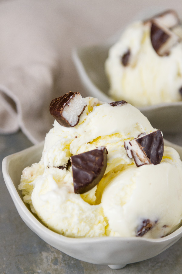 Two bowls of ice cream garnished with York Peppermint Patties